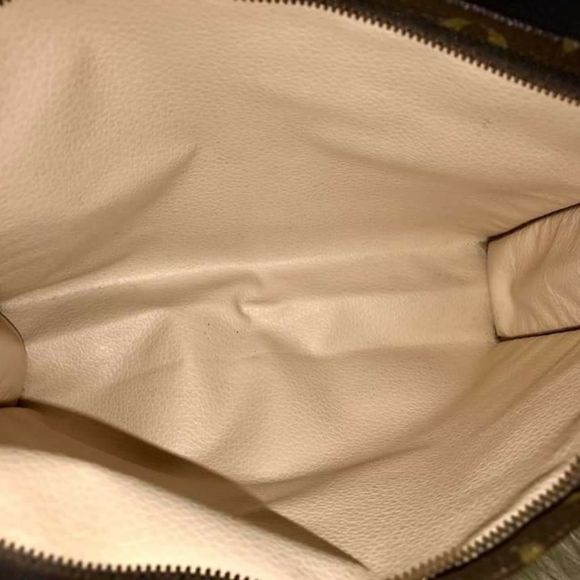 Sake Closed! Toiletry 26 - Picture 10 of 16